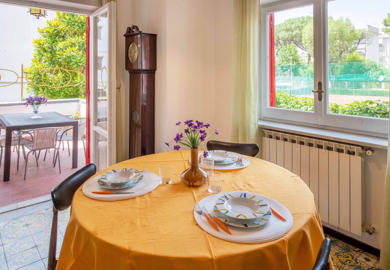 Appartamento a Sorrento - Apartment Bianca with shared pool,
