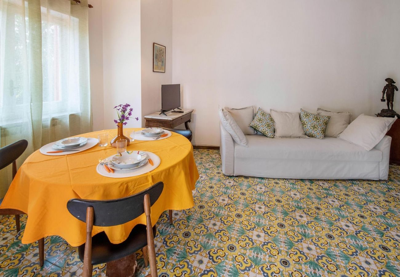 Appartamento a Sorrento - Apartment Bianca with shared pool,