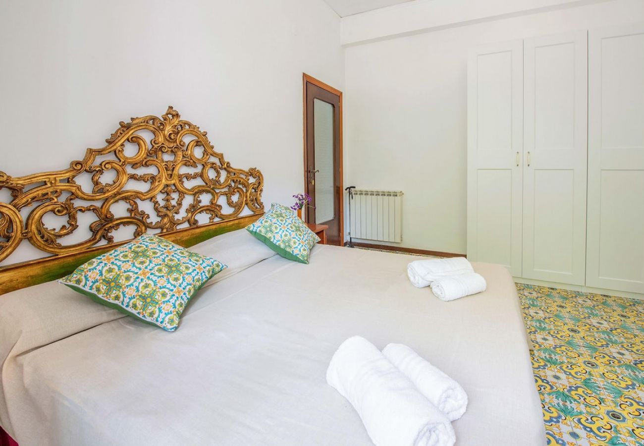 Appartamento a Sorrento - Apartment Bianca with shared pool,