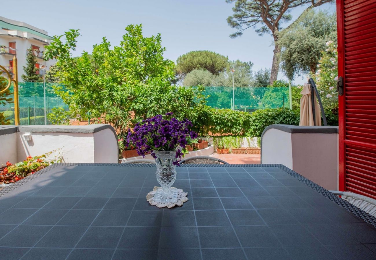 Appartamento a Sorrento - Apartment Bianca with shared pool,