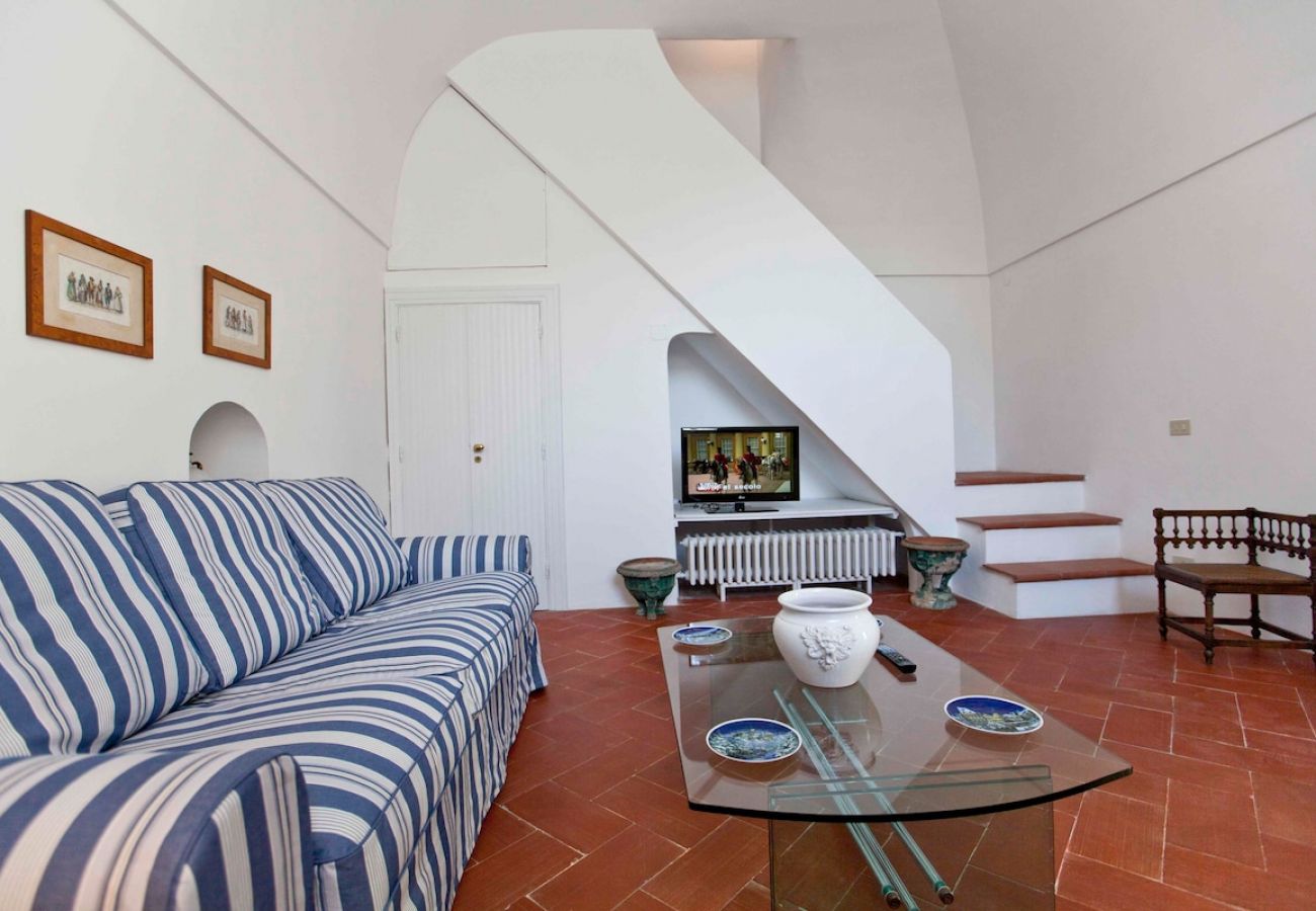 Villa a Massa Lubrense - Villa Carlo with historic tower and sea view