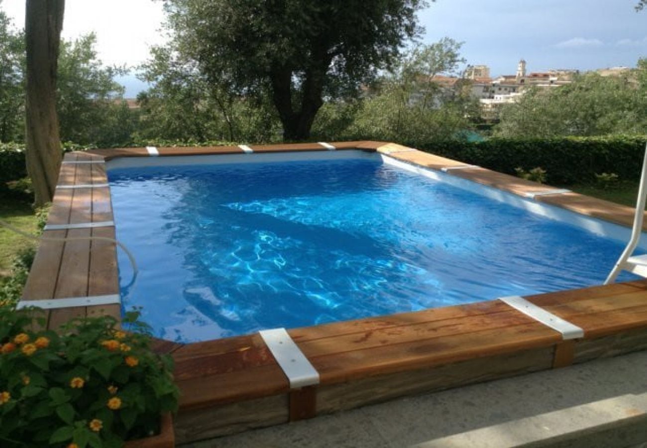 Villa a Massa Lubrense - Villa Carlo with historic tower and sea view