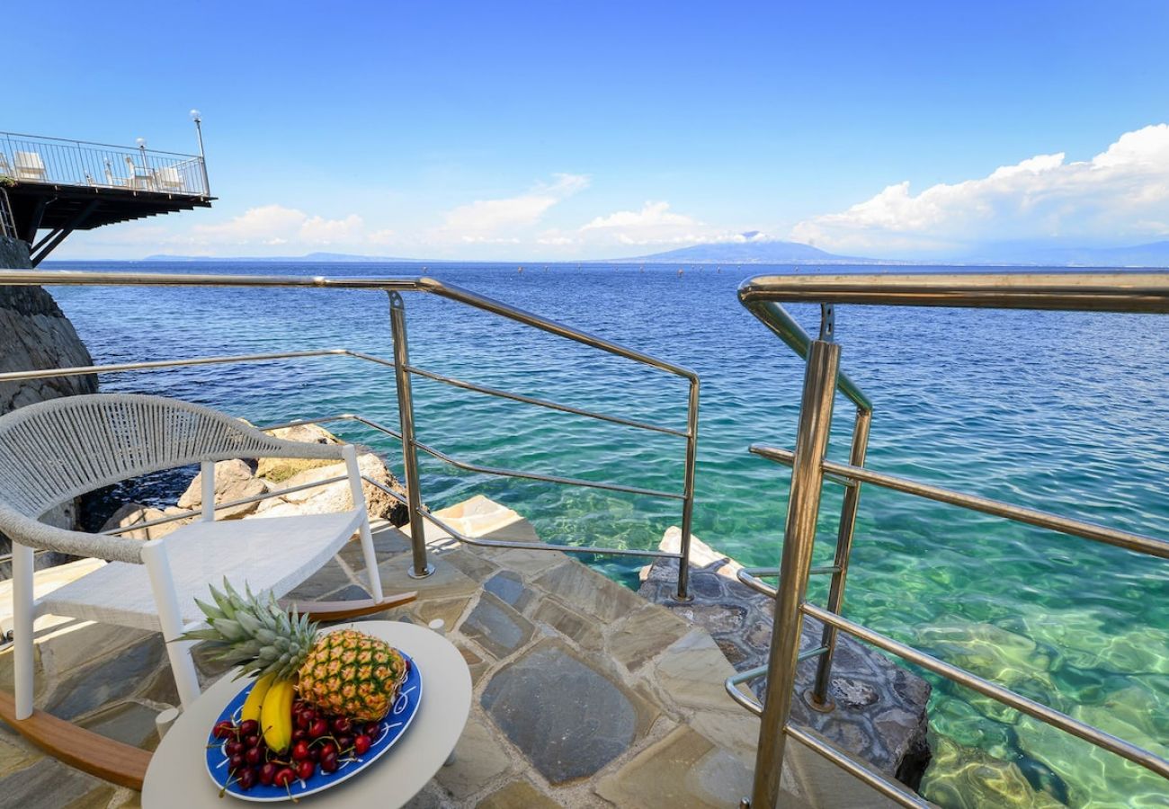 Villa a Sorrento - Villa Blue Marine on the sea