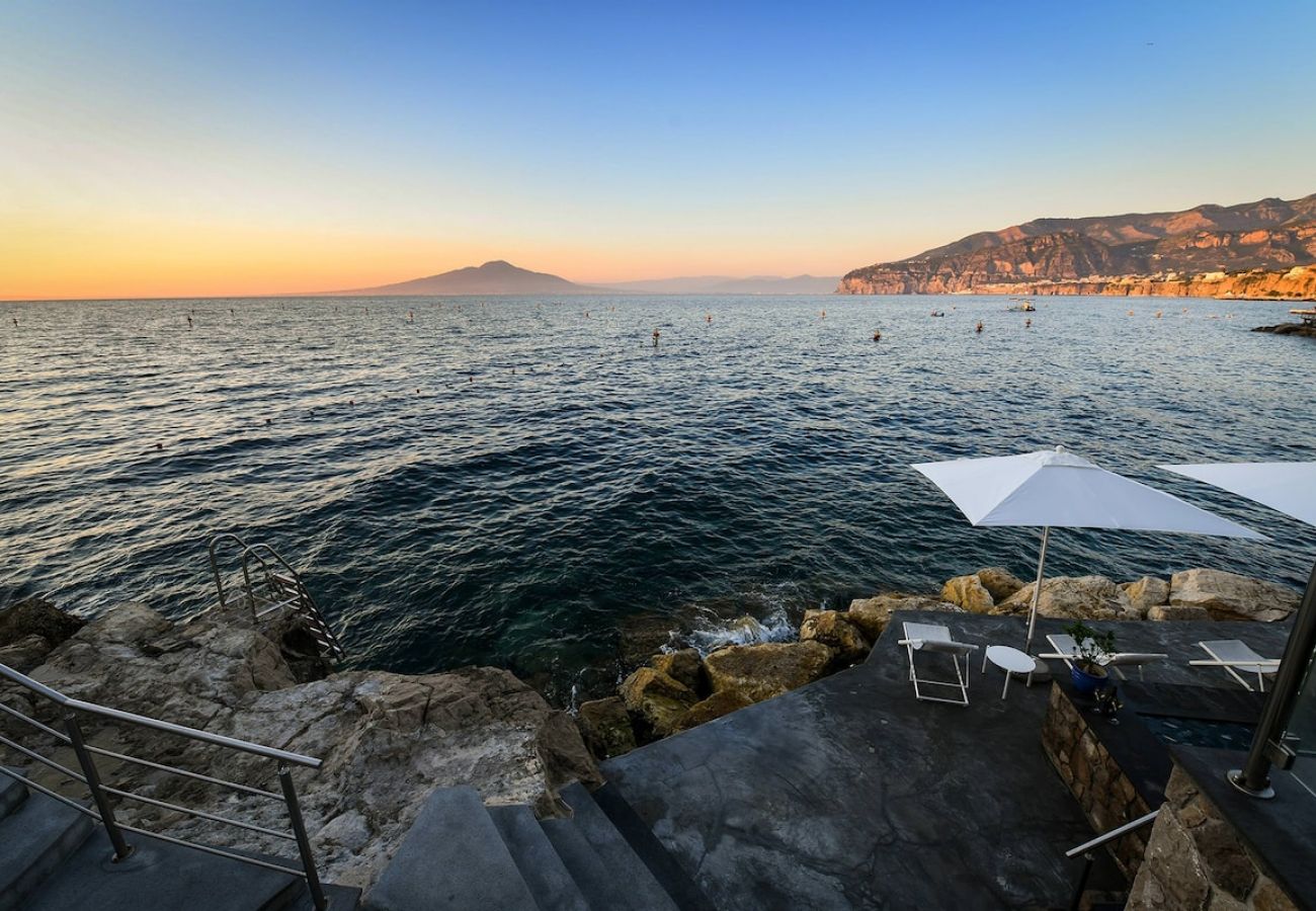 Villa a Sorrento - Villa Blue Marine on the sea