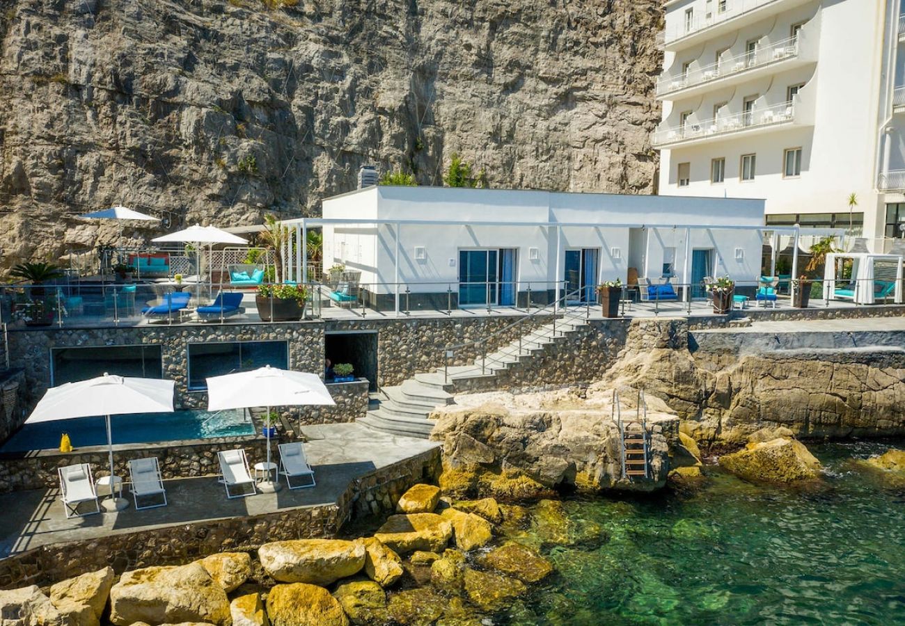 Villa a Sorrento - Villa Blue Marine on the sea