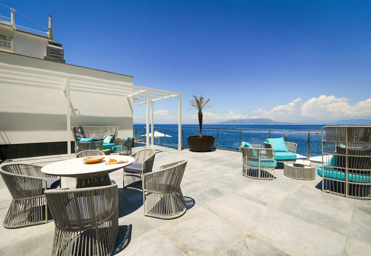 Villa a Sorrento - Villa Blue Marine on the sea