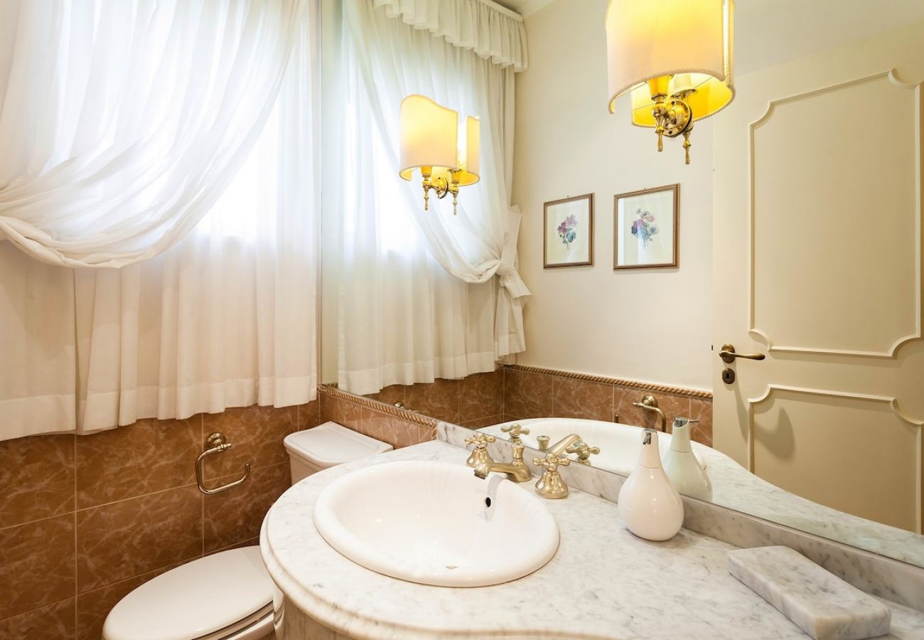 Appartamento a Sorrento - Maison Evita in Sorrento centre with  terrace