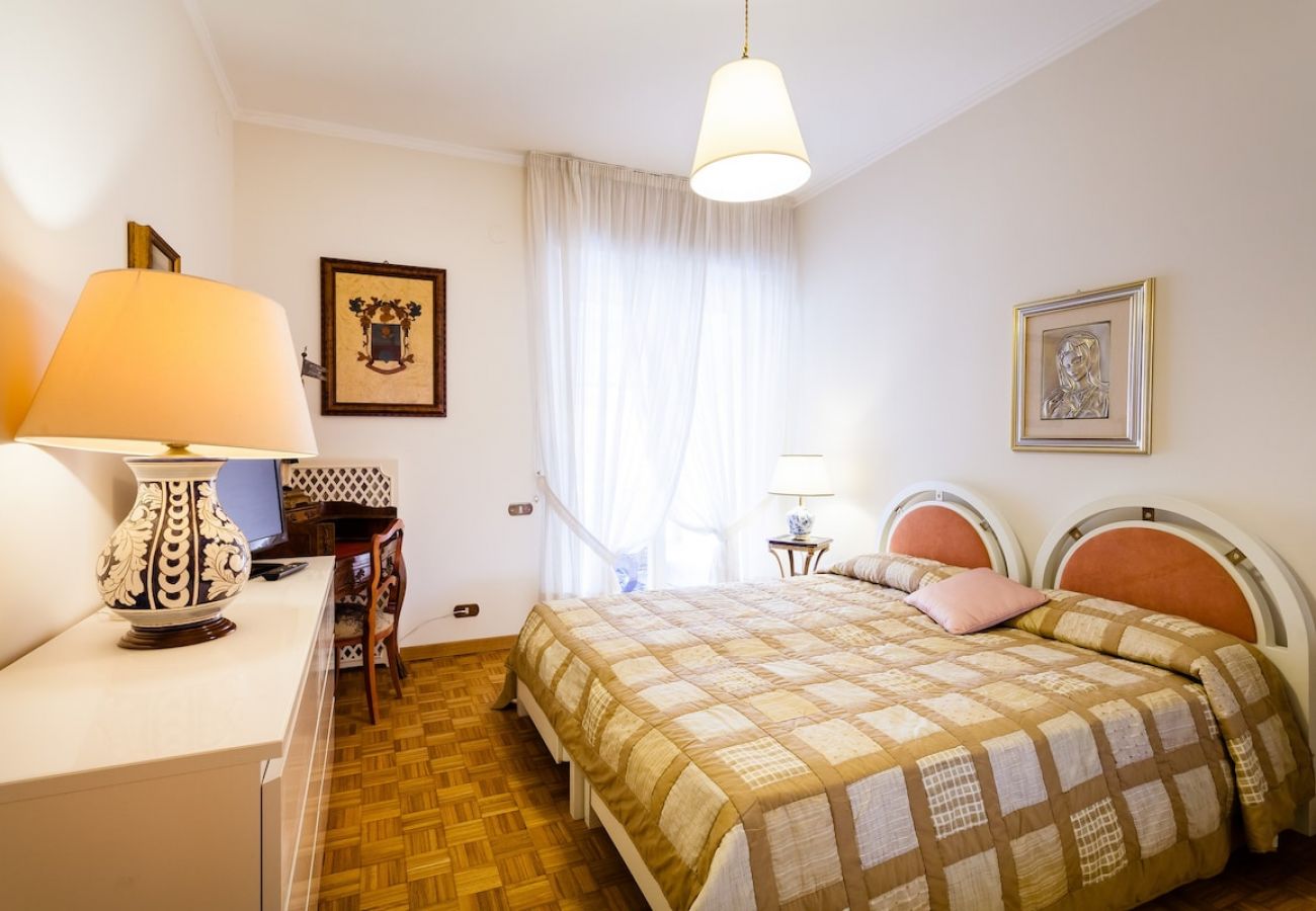 Appartamento a Sorrento - Maison Evita in Sorrento centre with  terrace