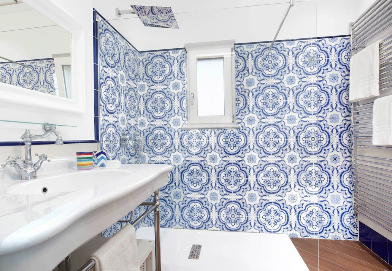 Villa a Termini - Villa del Brigante with private pool and sea view