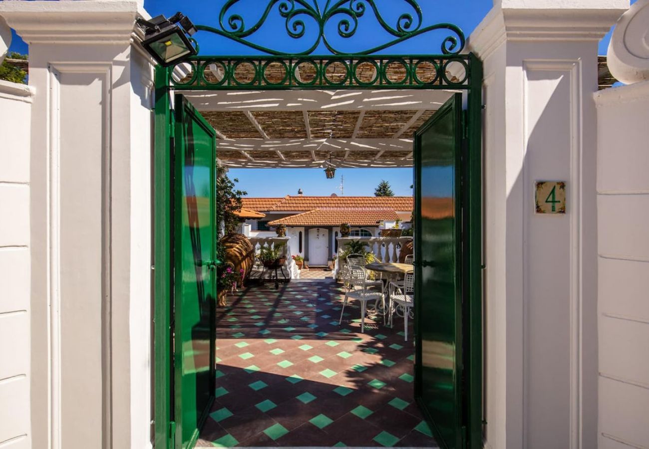 Villa a Massa Lubrense - Villa Elide with private pool