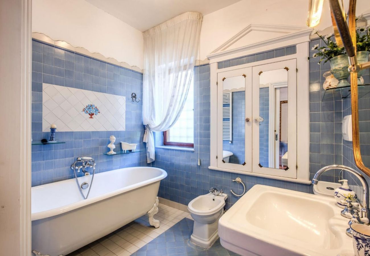 Villa a Massa Lubrense - Villa Elide with private pool