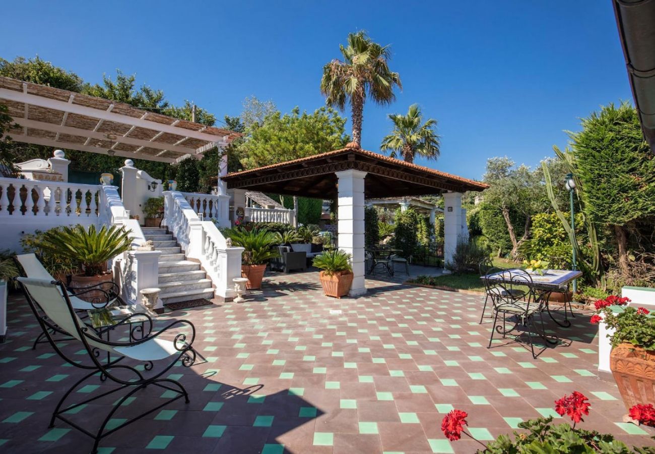 Villa a Massa Lubrense - Villa Elide with private pool