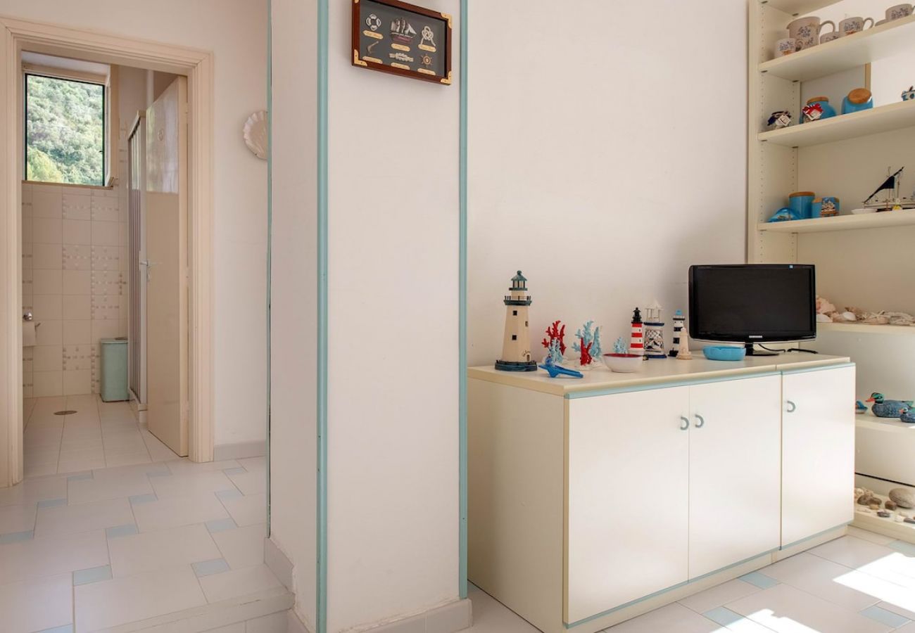Casa a Nerano - La Casa del Mare close to the beach