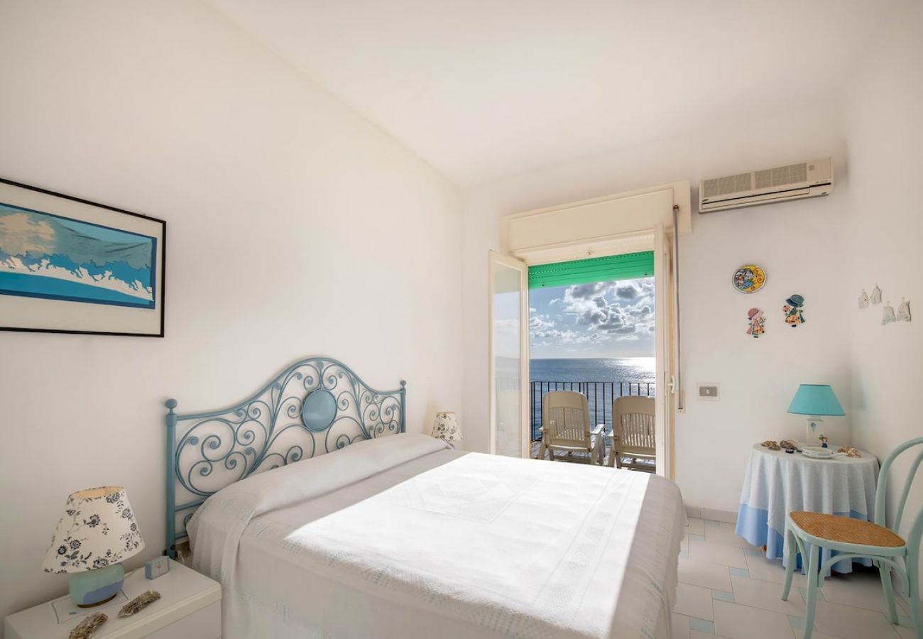 Casa a Nerano - La Casa del Mare close to the beach