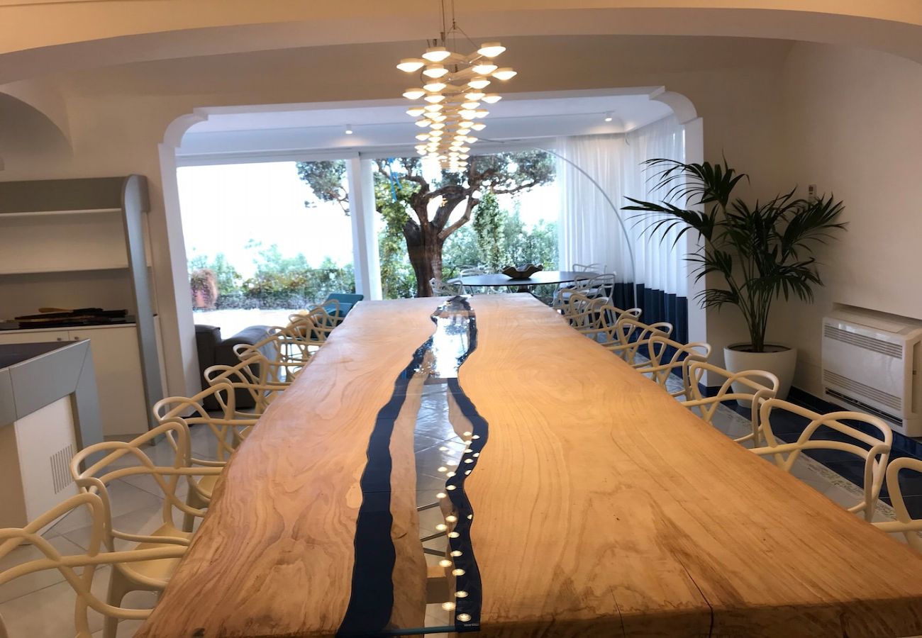 Villa a Nerano - Villa il Glicine luxury stay on the sea