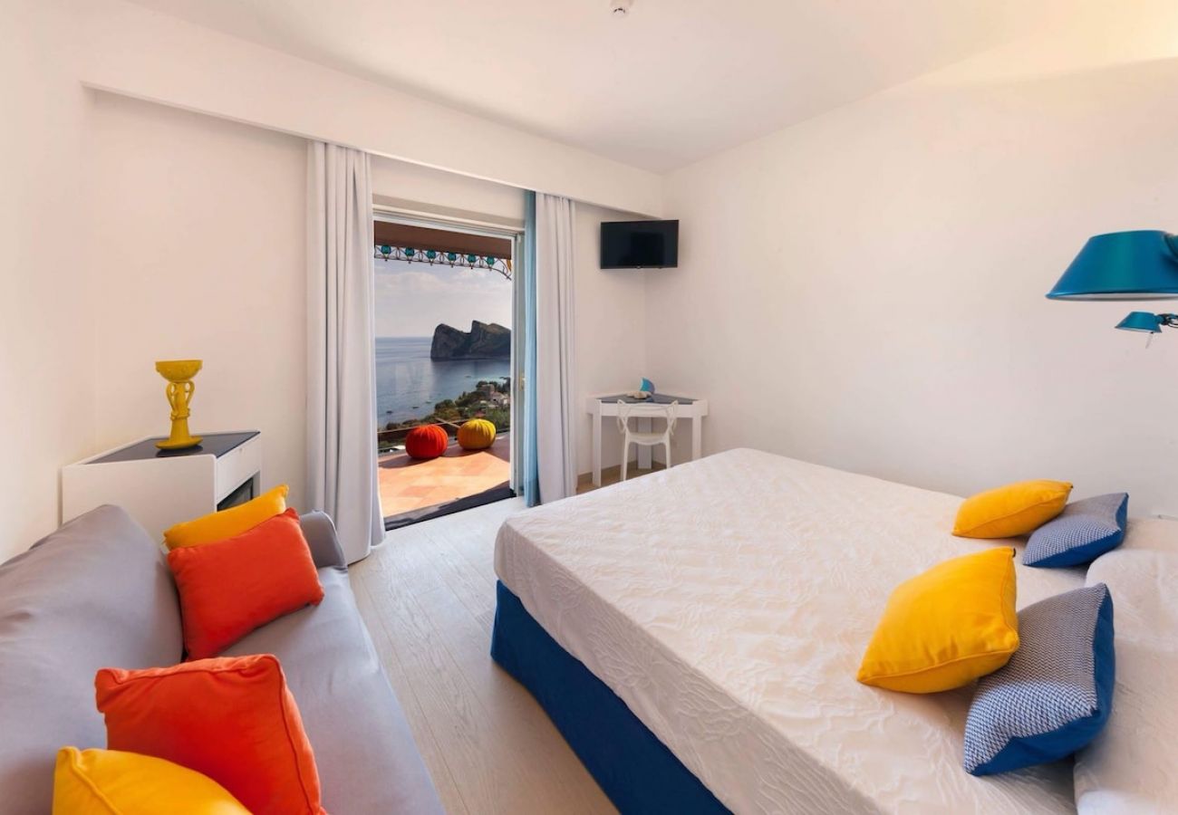 Villa a Nerano - Villa il Glicine luxury stay on the sea