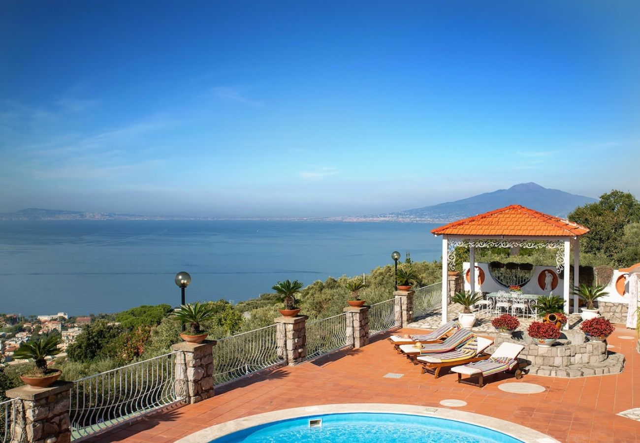 Villa a Sorrento - Villa Sara with private pool and amazing view