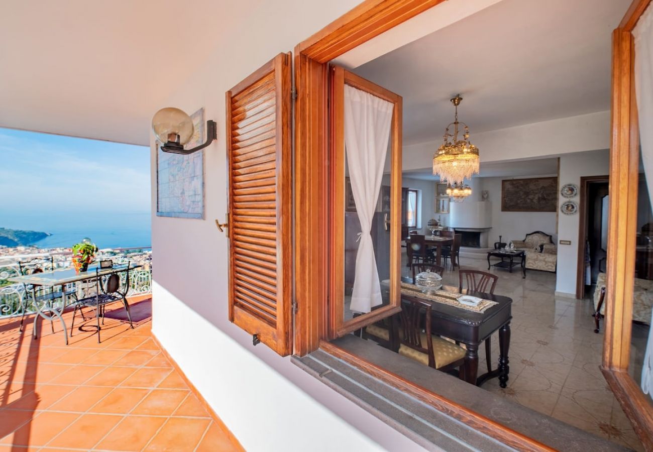 Villa a Sorrento - Villa Sara with private pool and amazing view