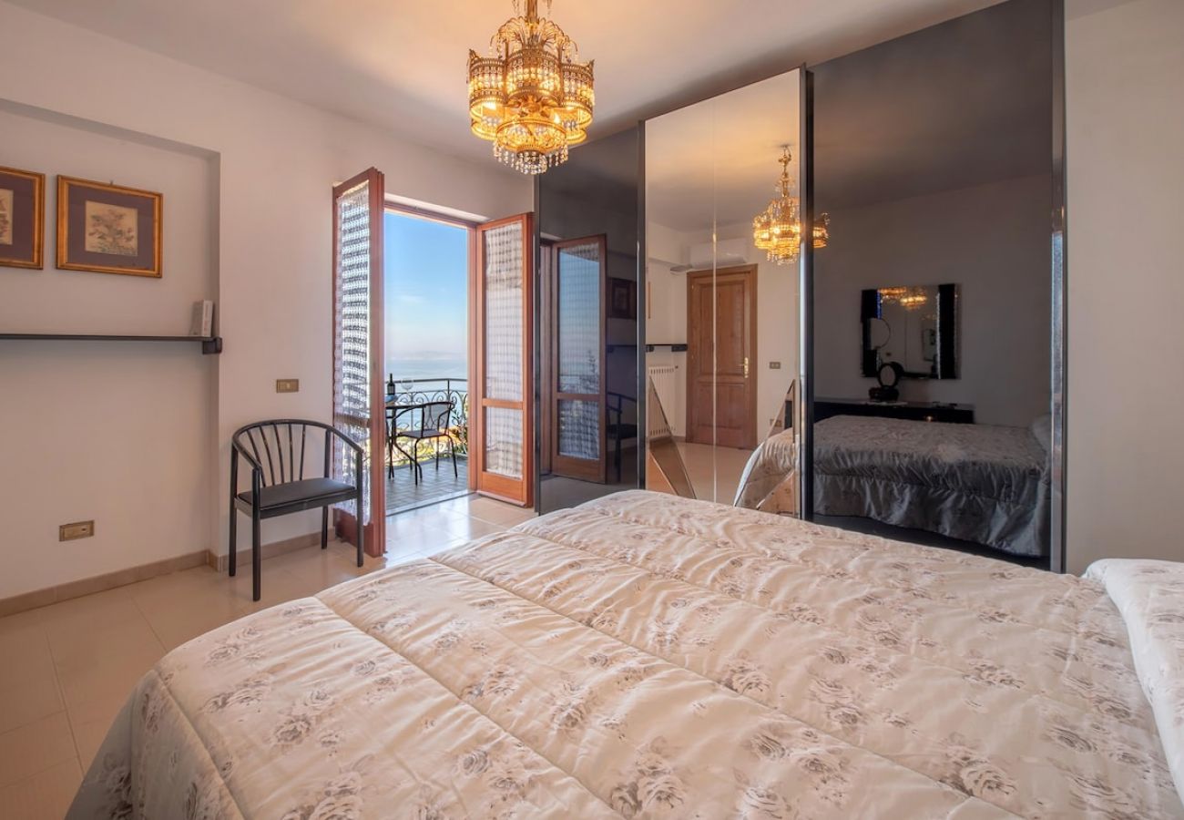 Villa a Sorrento - Villa Sara with private pool and amazing view