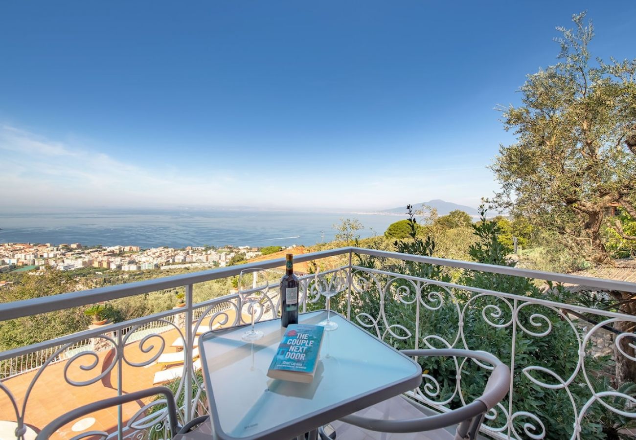 Villa a Sorrento - Villa Sara with private pool and amazing view