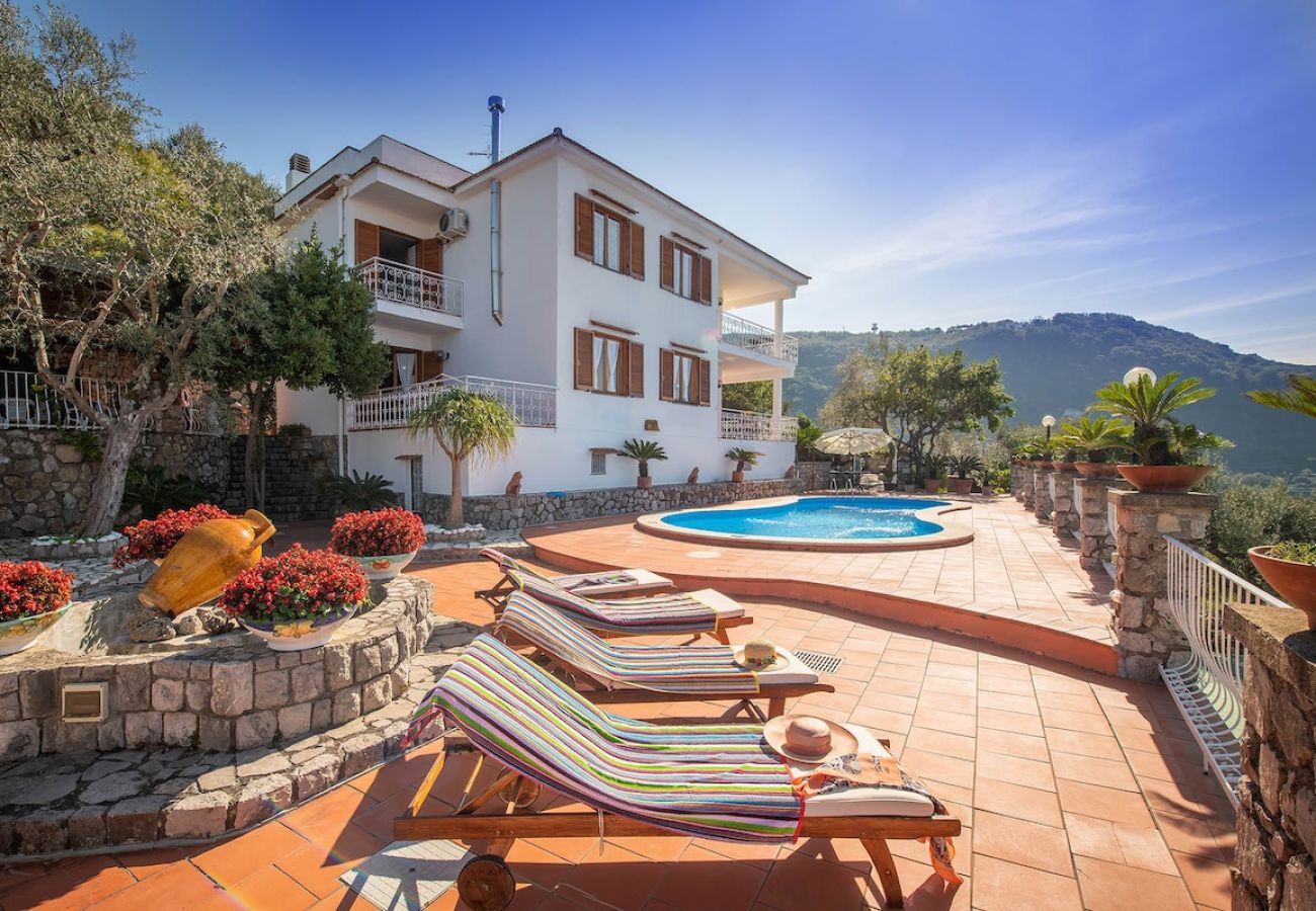 Villa a Sorrento - Villa Sara with private pool and amazing view