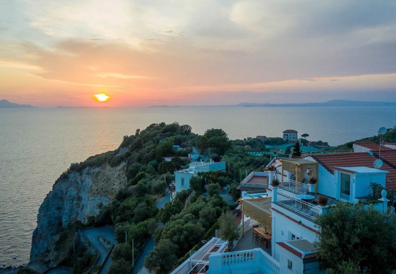 Casa a Massa Lubrense - Casa Victoria luxury house with private jacuzzi