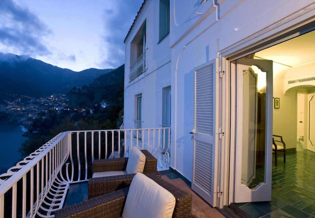 Villa a Laurito - Villa Keo in Positano with private pool