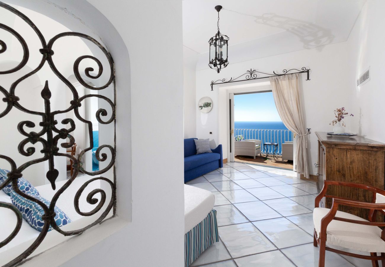 Villa a Laurito - Villa Keo in Positano with private Jacuzzi