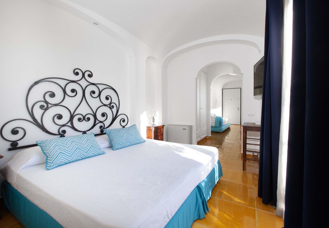 Villa a Laurito - Villa Keo in Positano with private Jacuzzi