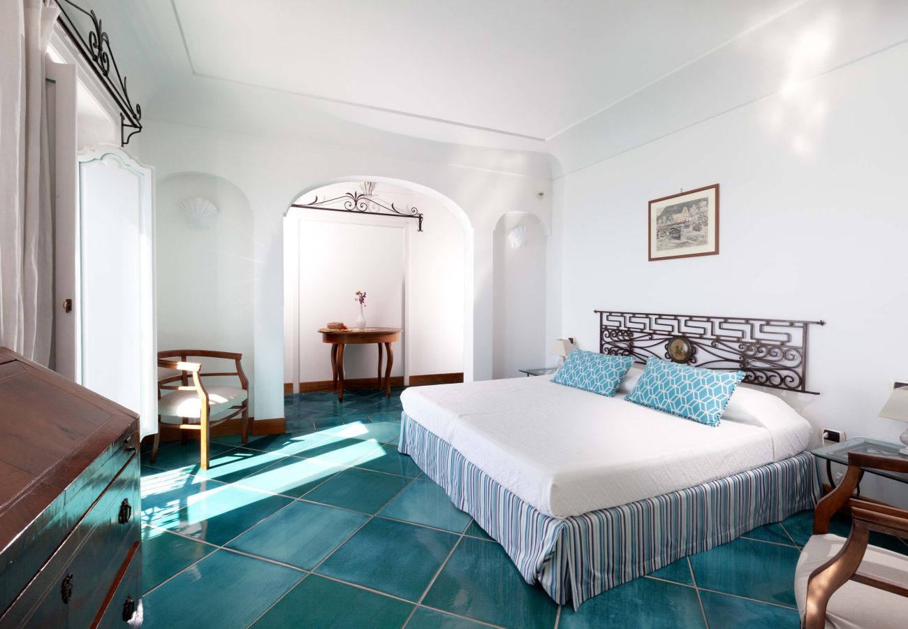 Villa a Laurito - Villa Keo in Positano with private Jacuzzi