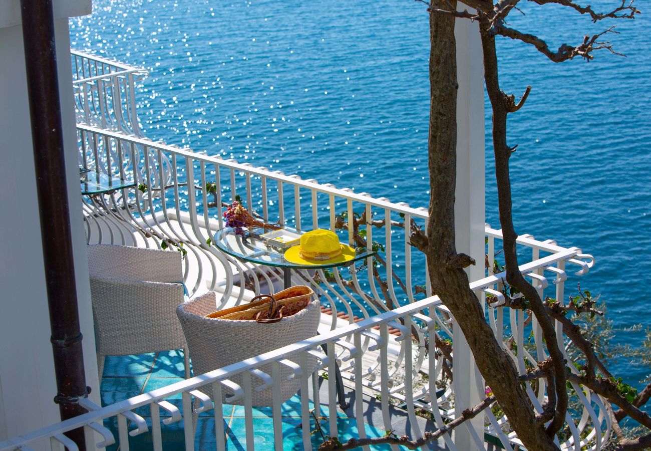 Villa a Laurito - Villa Keo in Positano with private Jacuzzi