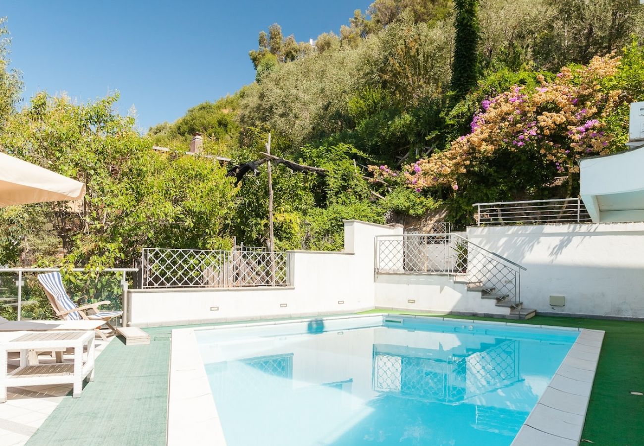 Villa a Massa Lubrense - Villa Karim with pool and amazing sea view