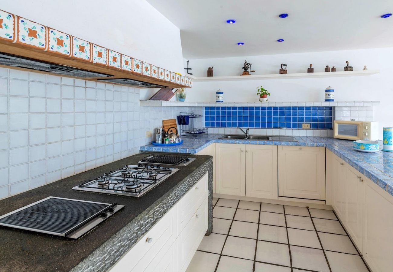 Villa a Massa Lubrense - Villa Karim with pool and amazing sea view