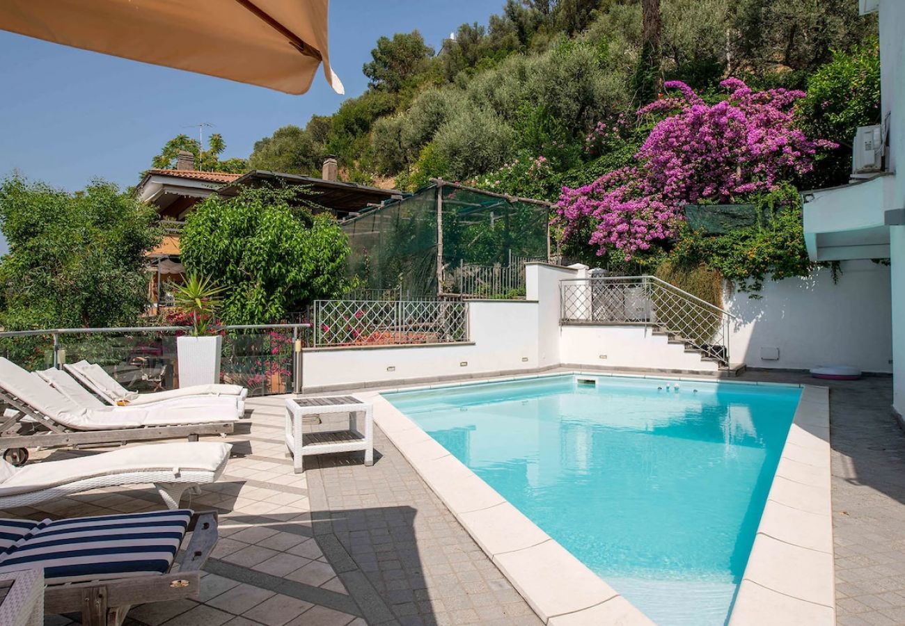 Villa a Massa Lubrense - Villa Karim with pool and amazing sea view