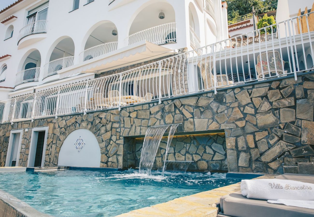 Villa a Massa Lubrense - Villa Lisa on the sea with infinity pool