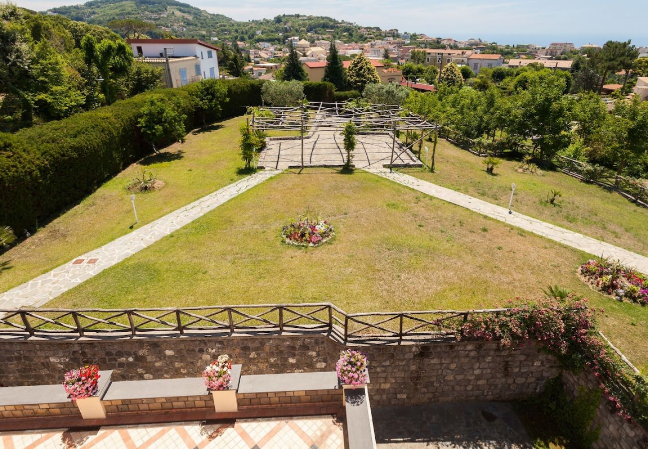 Villa a Massa Lubrense - Villa Yuri with private pool