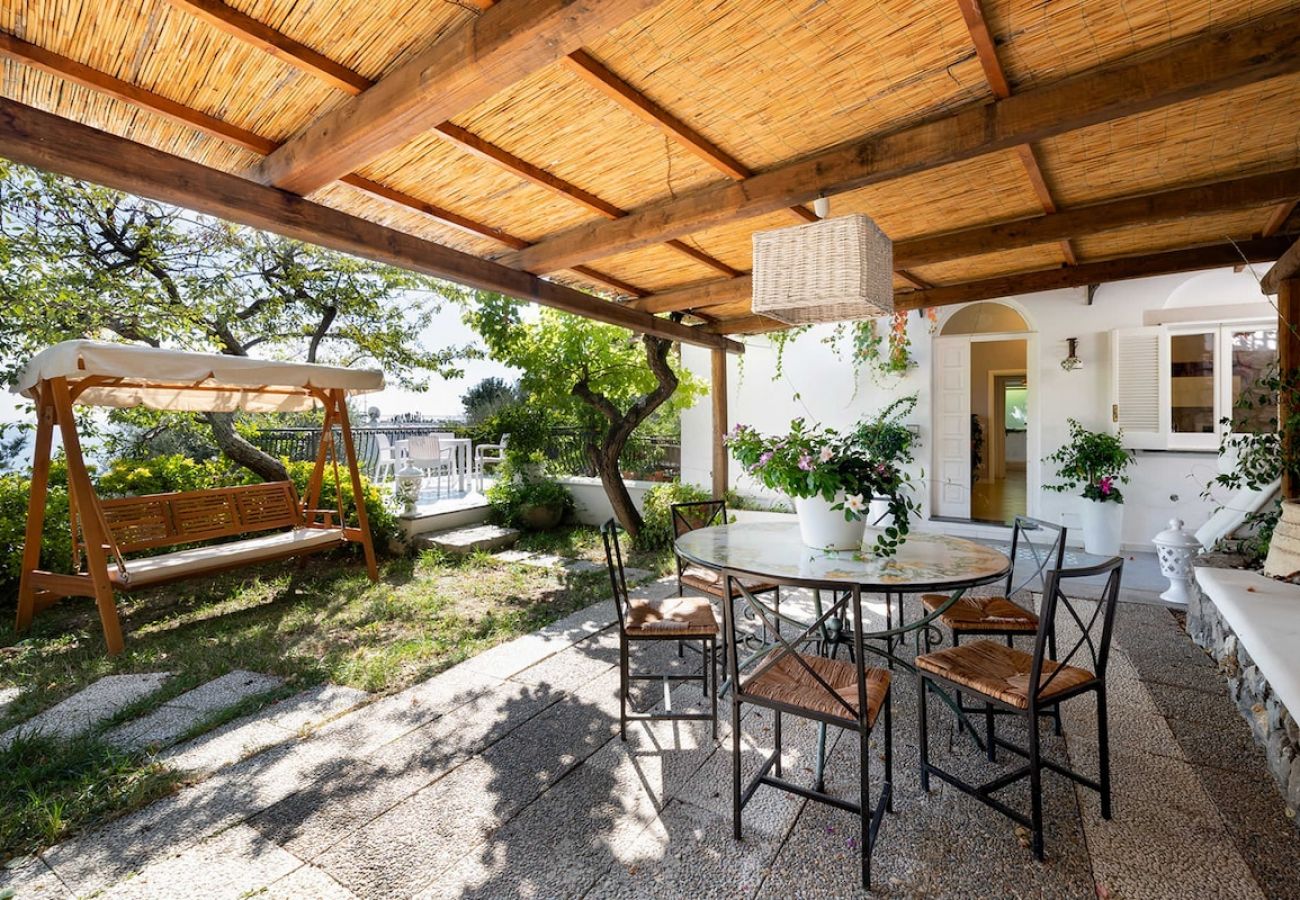 Villa a Nerano - Villa Marinella close to the sea with private pool