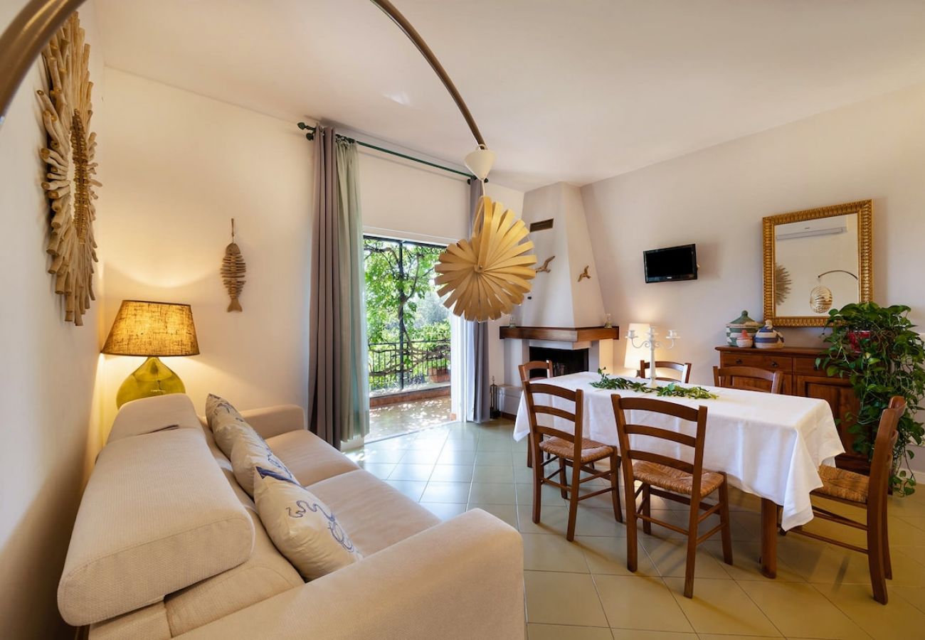 Villa a Nerano - Villa Marinella close to the sea with private pool