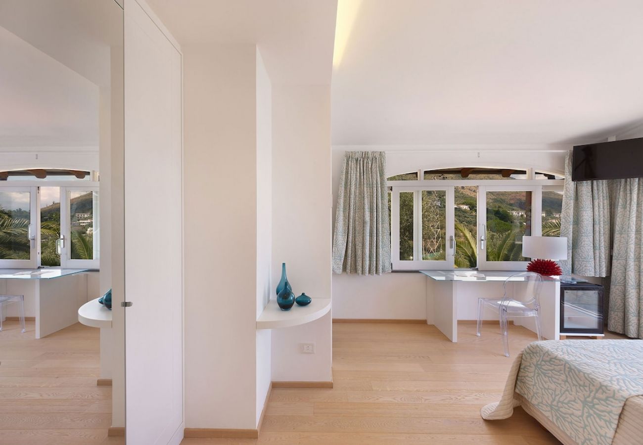 Villa a Nerano - Villa Torres with private pool and amazing sea vie