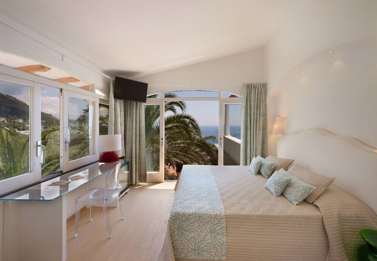Villa a Nerano - Villa Torres with private pool and amazing sea vie