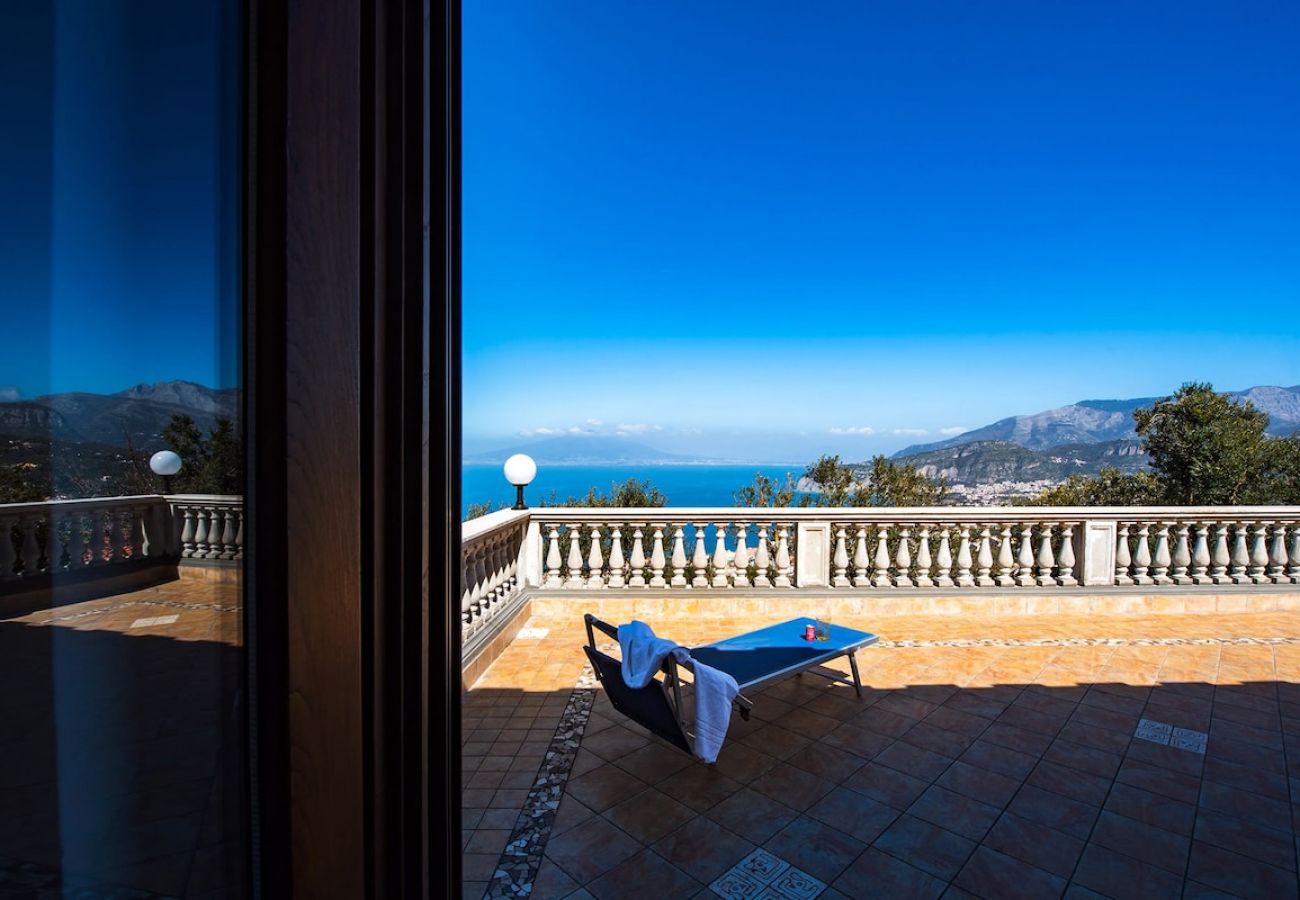 Villa a Priora - Villa Milena with Pool and sea view