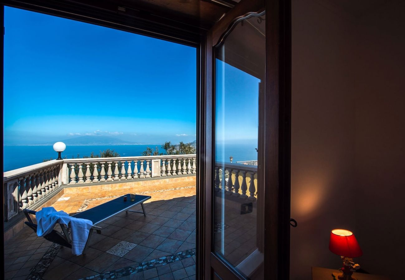 Villa a Priora - Villa Milena with Pool and sea view