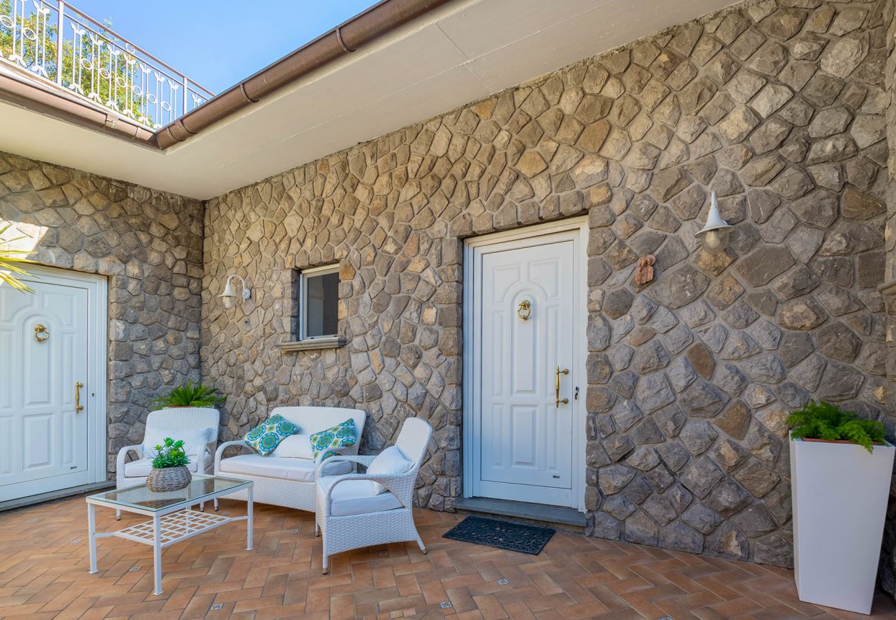 Villa a Sorrento - Villa Pietraluna