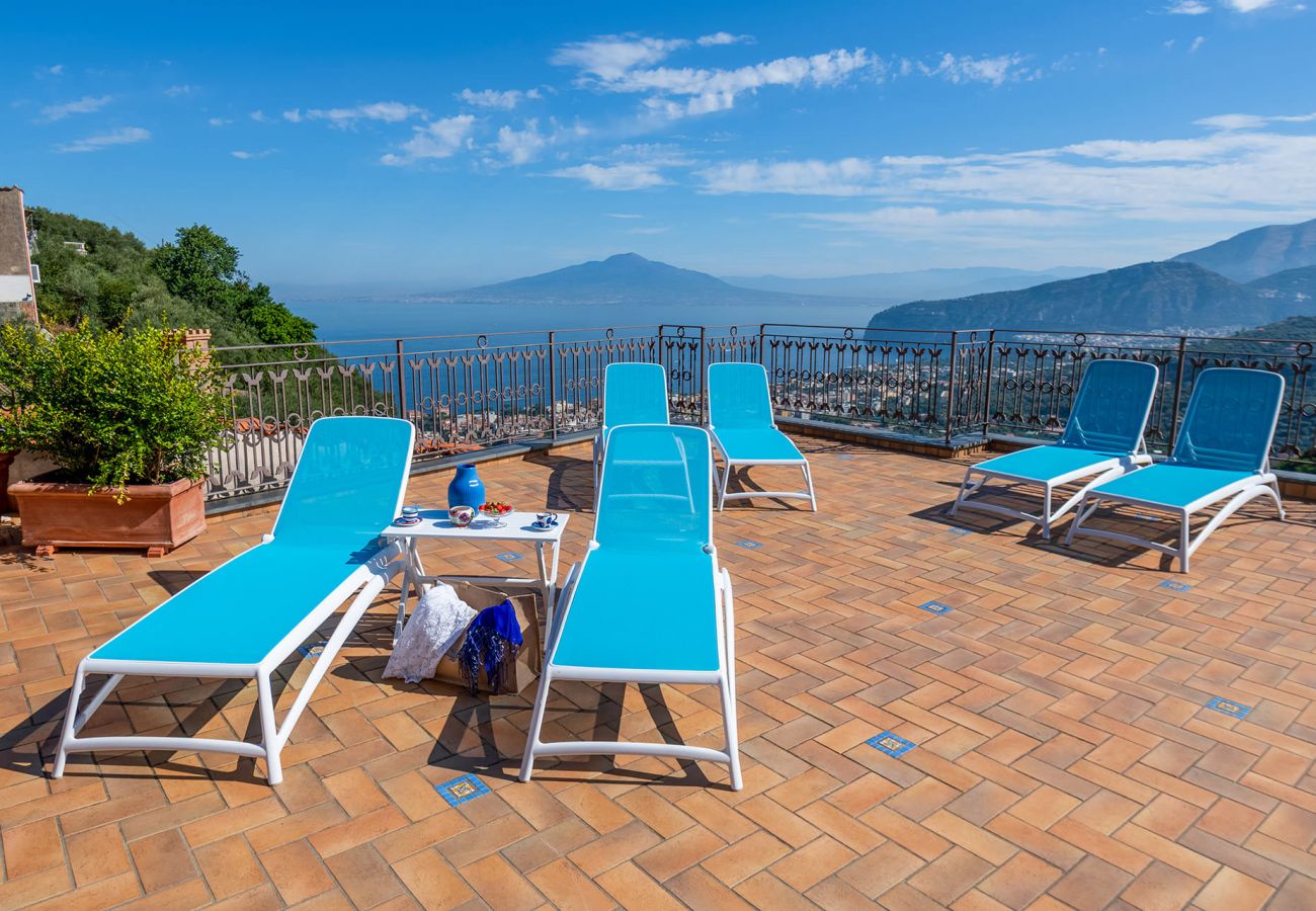 Villa a Sorrento - Villa Pietraluna