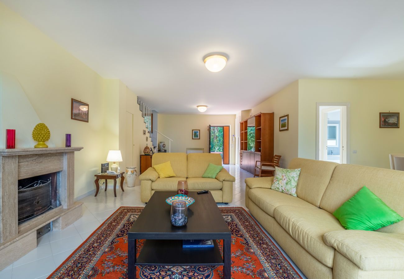 Villa a Massa Lubrense - The House of Annie with magnificent garden