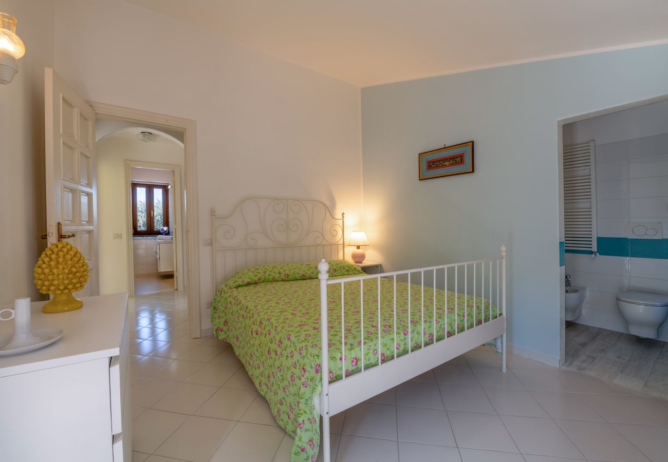 Villa a Massa Lubrense - The House of Annie with magnificent garden