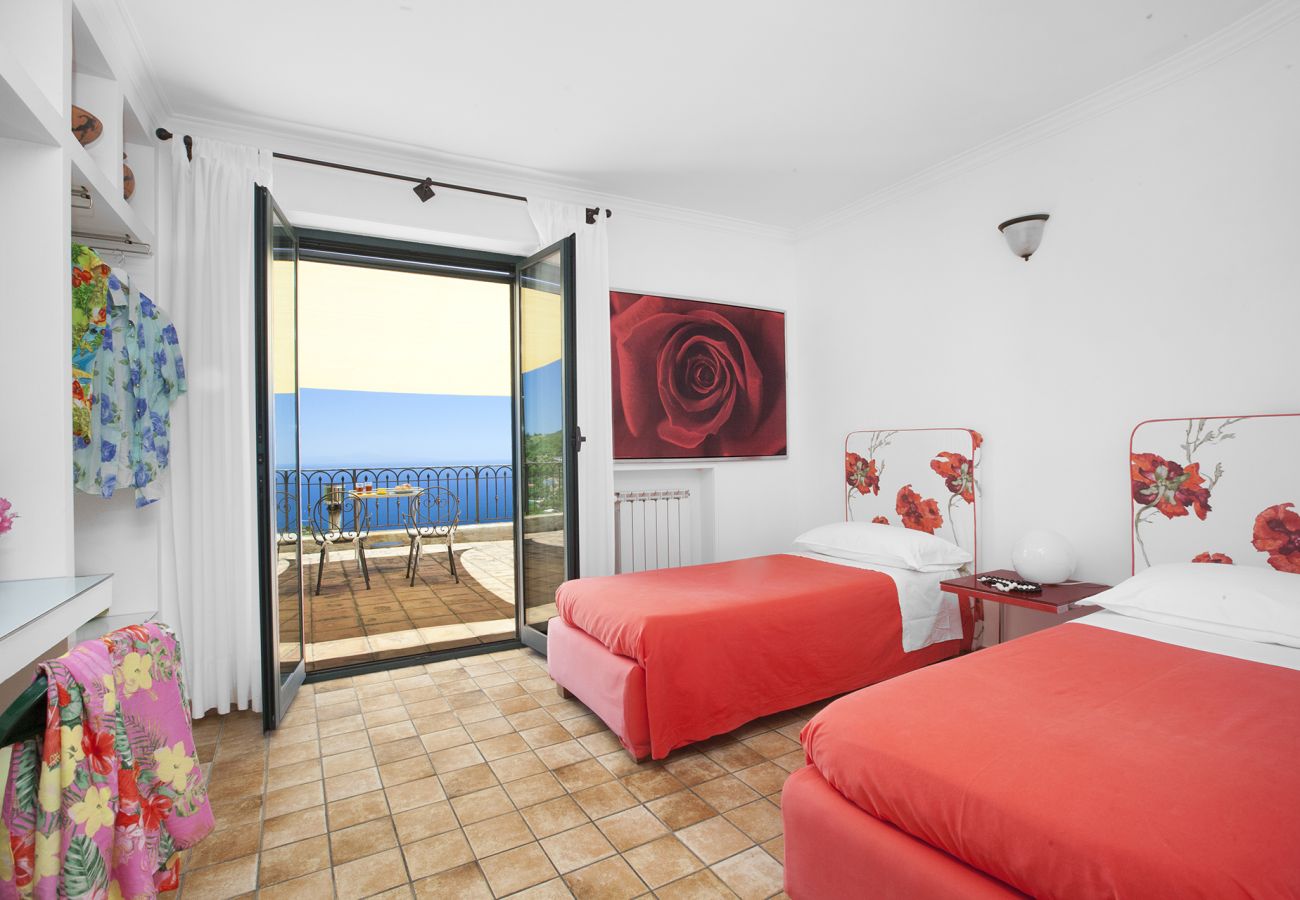 Villa a Massa Lubrense - Villa Lulù with private pool