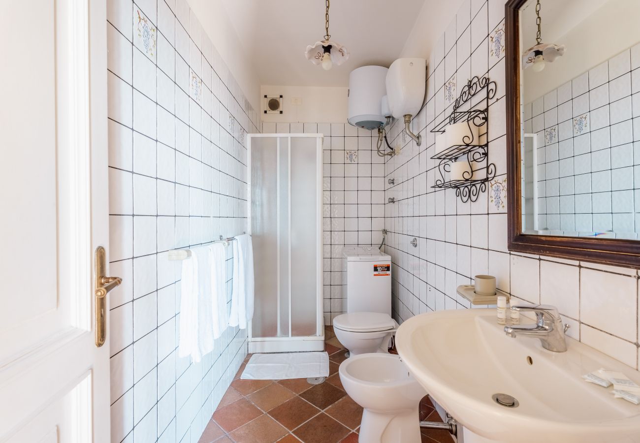 Appartamento a Massa Lubrense - Casa Li Galli with sea view