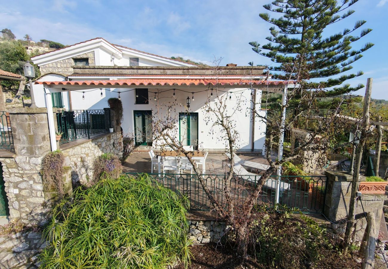 Villa a Massa Lubrense - Dimora delle Birbe