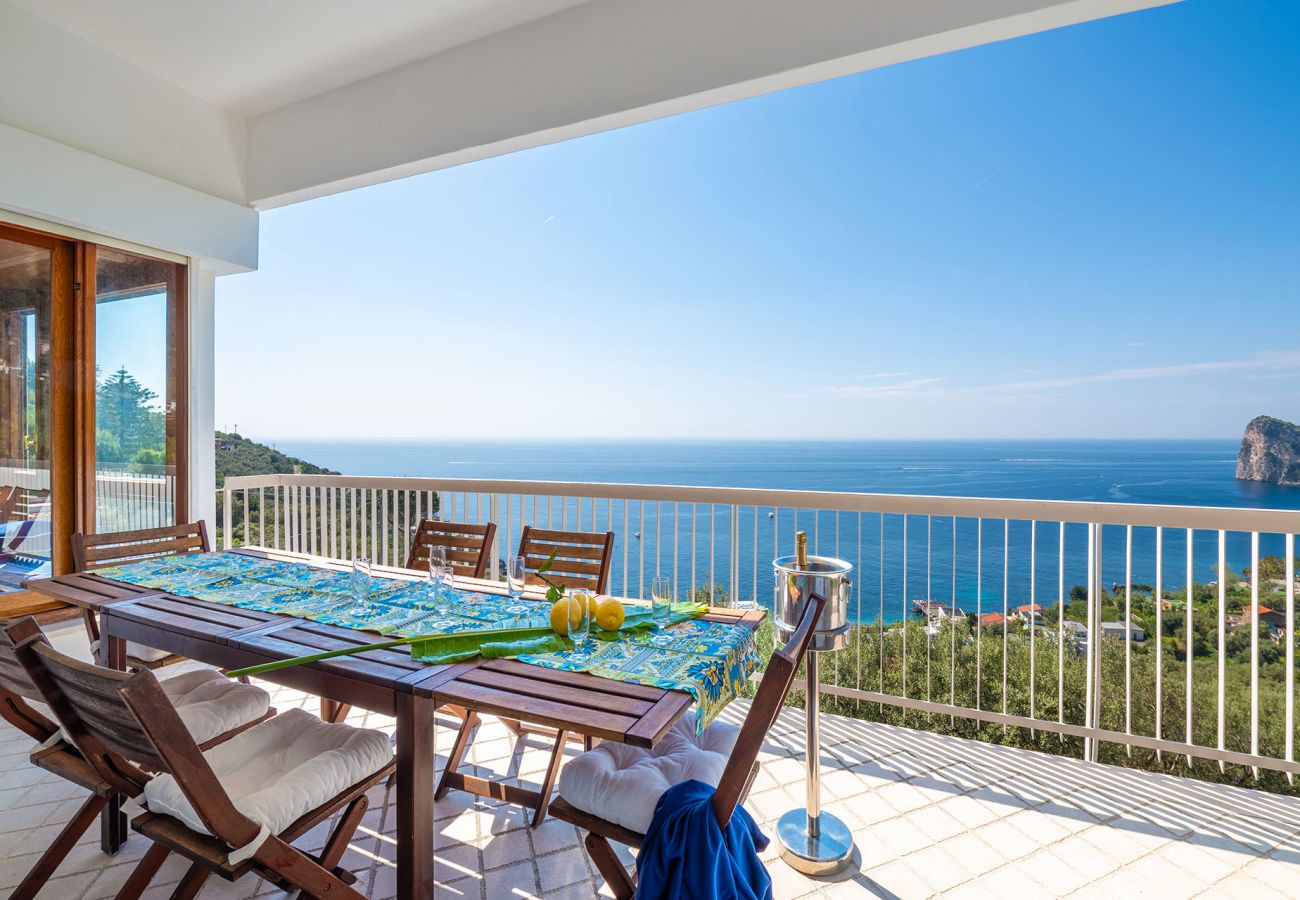 Villa a Nerano - Villa Helena close to the sea
